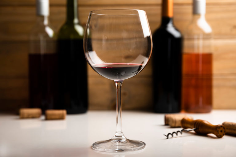 Welches Glas für Rotwein verwenden? Weingläserkunde